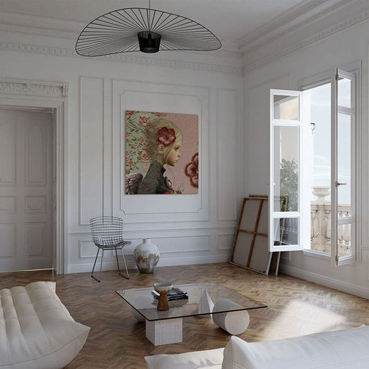 Huiskamer in herenhuis met aan de muur een canvasprint engel