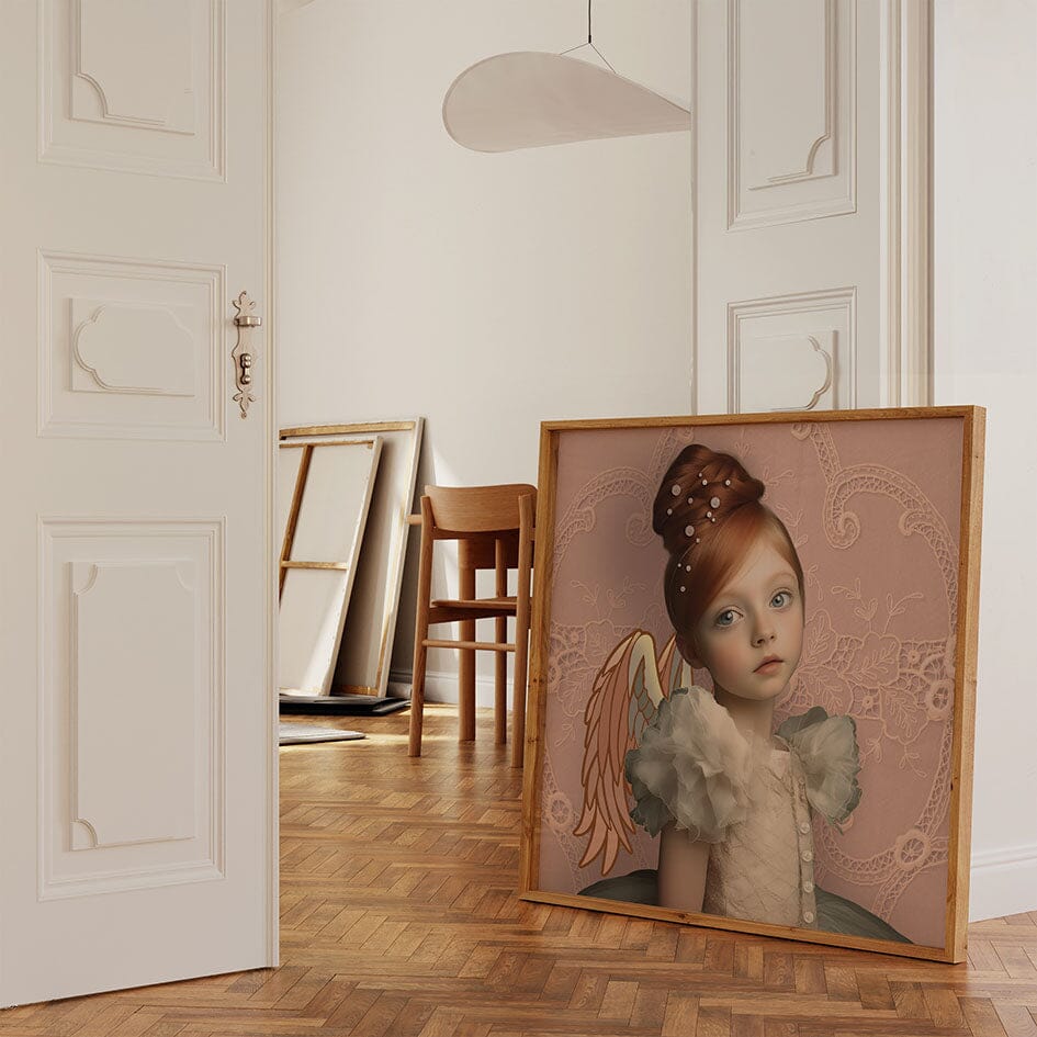 Schilderij in herenhuis met engel in pasteltinten